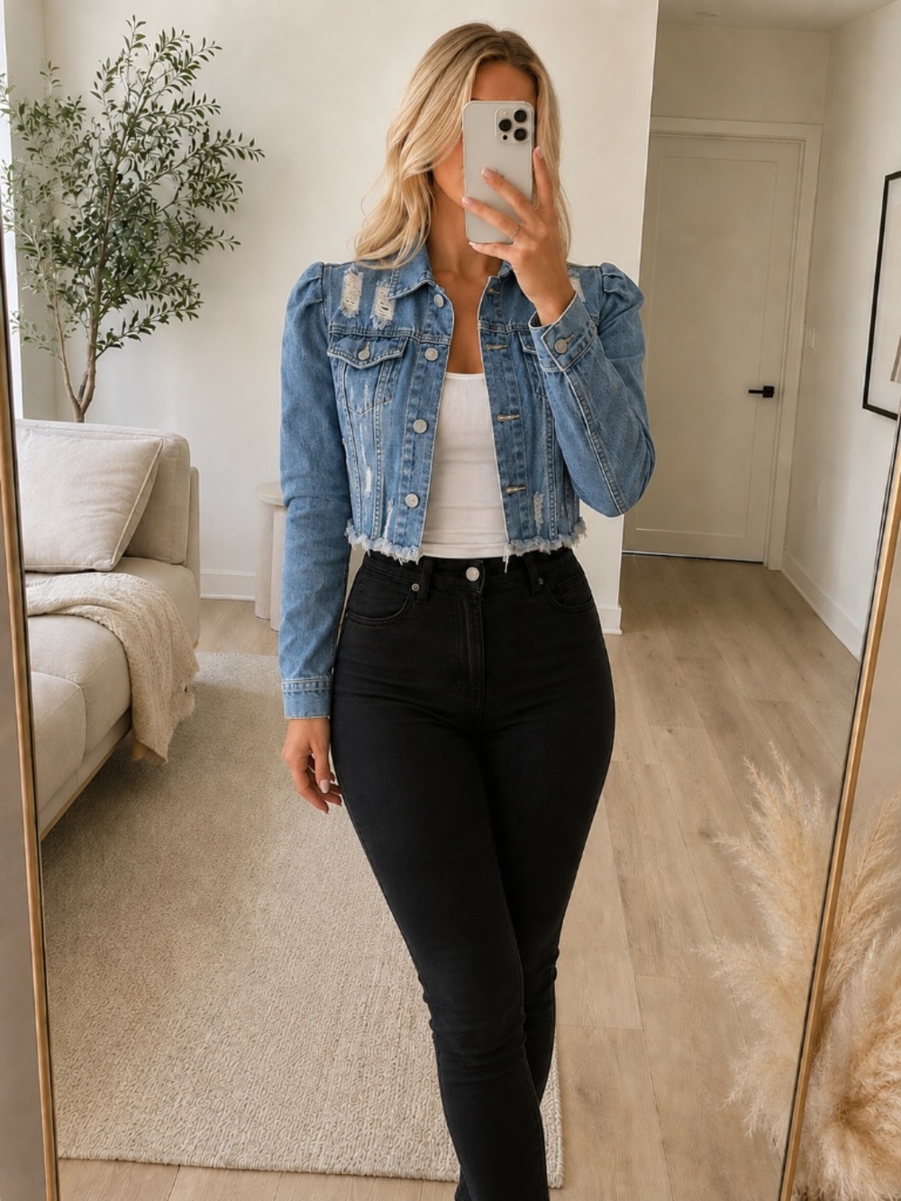 NWT Medium Wash Puff Sleeve Denim Crop Jacket Small
